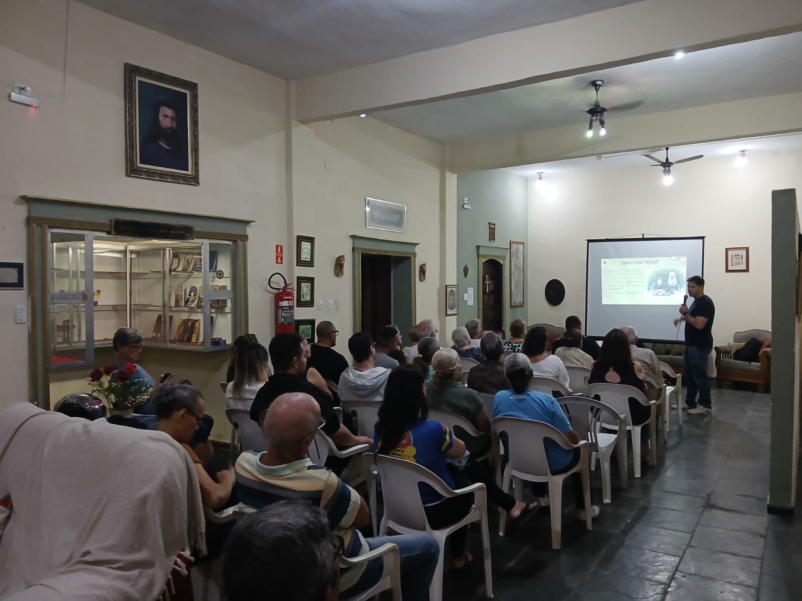 Palestra “Mestre Koot’Hoomi e a Rosacruz”